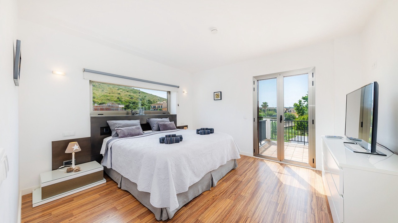 Photo of Bedroom in Son Carrio