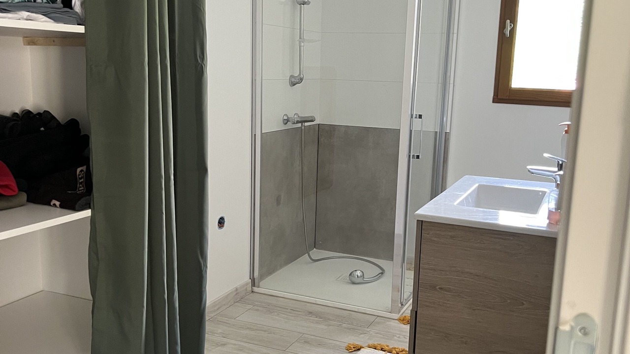 Photo of Bathroom in Gourdon