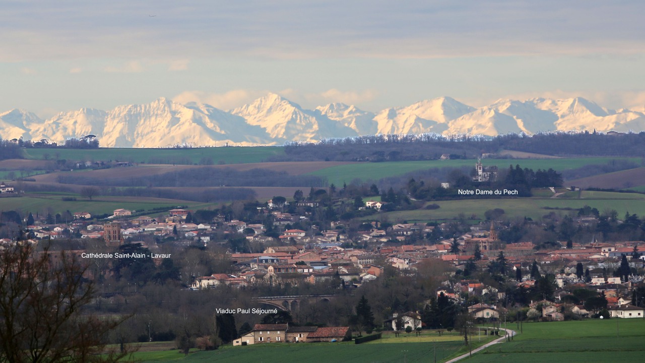 Photo of Outdoor in Ambres