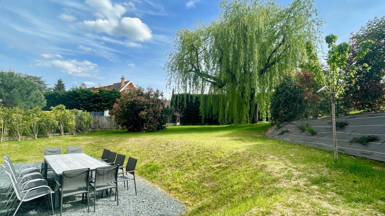 Photo of Outdoor in Brignais