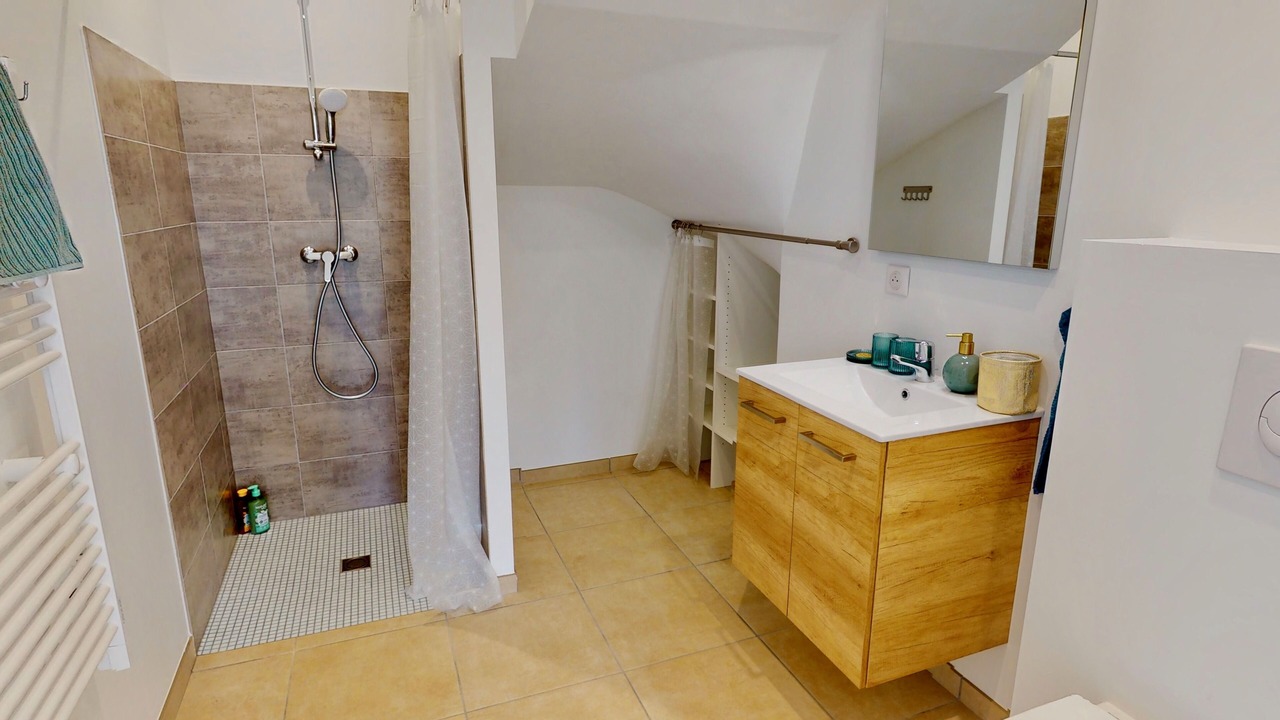 Photo of Bathroom in Brignais