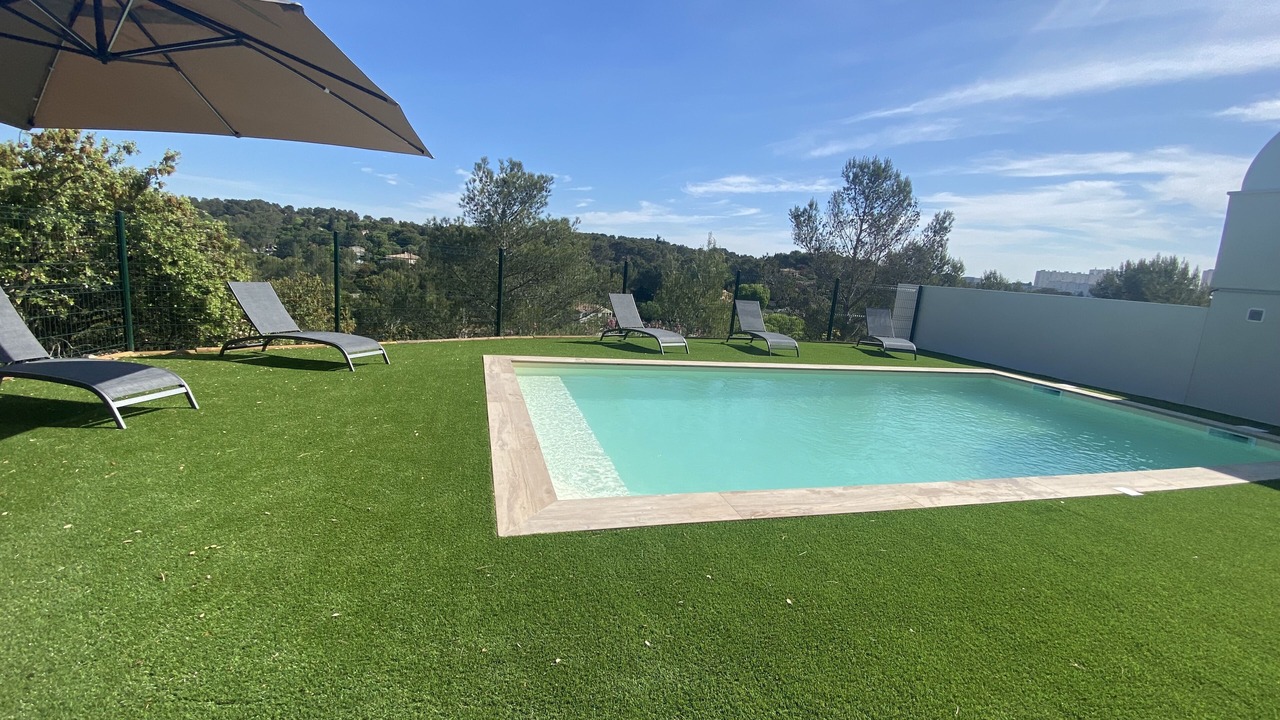 Photo of Outdoor in Caremeau
