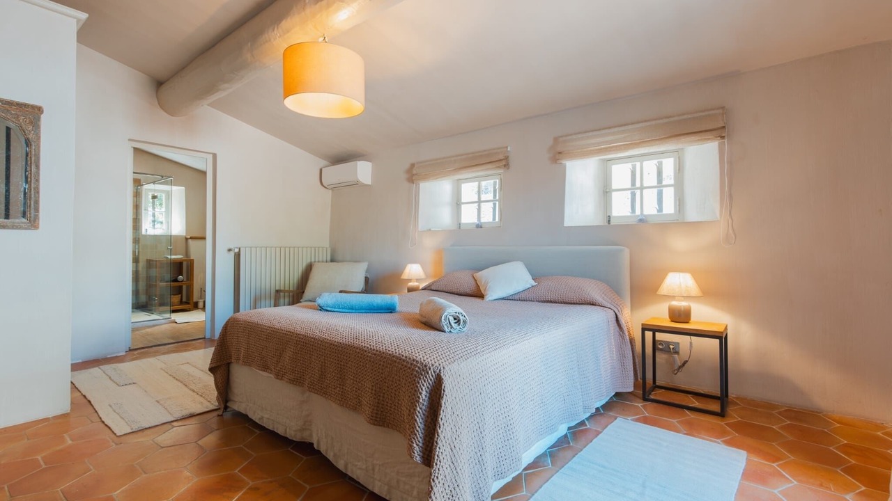Photo of Bedroom in Apt