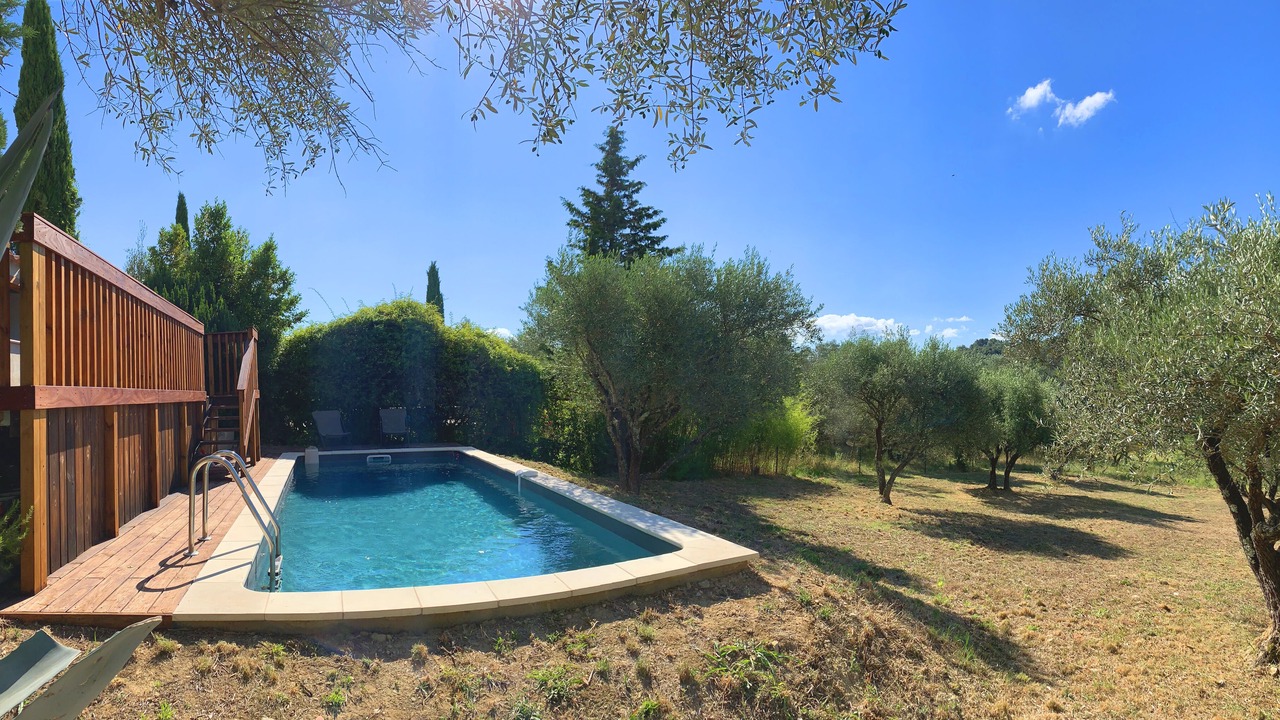 Photo of Outdoor in Belvezet