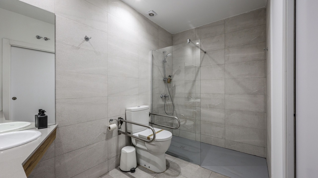 Photo of Bathroom in El Cabanyal