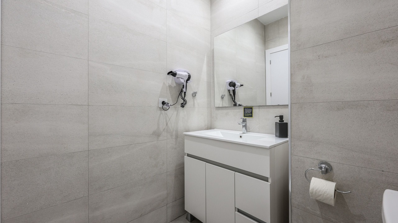 Photo of Bathroom in El Cabanyal