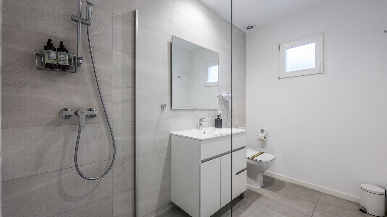Photo of Bathroom in El Cabanyal