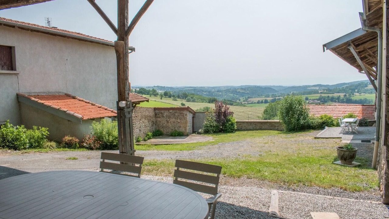 Photo of Outdoor in Villecheneve