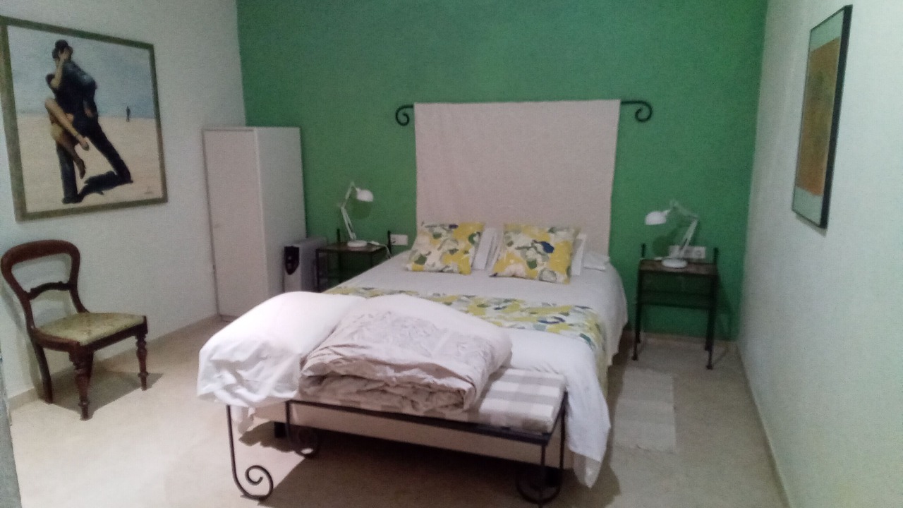 Photo of Bedroom in Coin