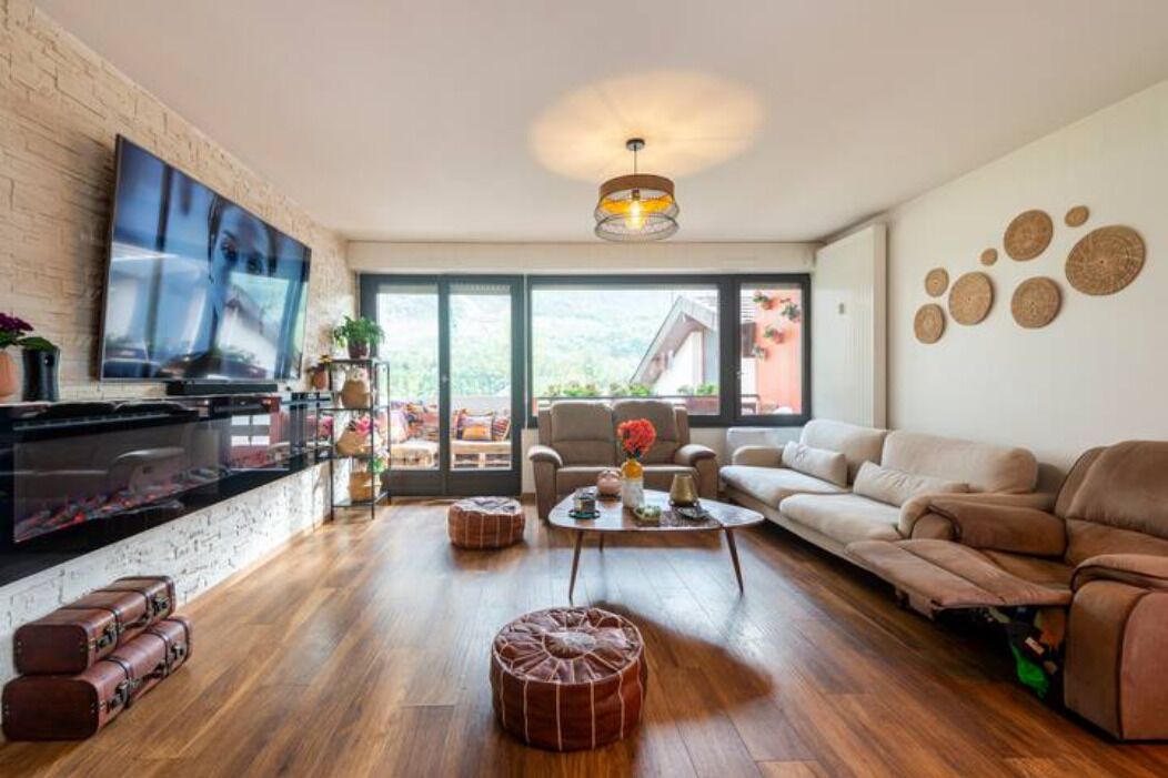 Photo of Livingroom in Etrembieres