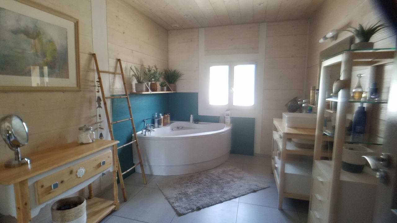 Photo of Bathroom in Chazey-Bons