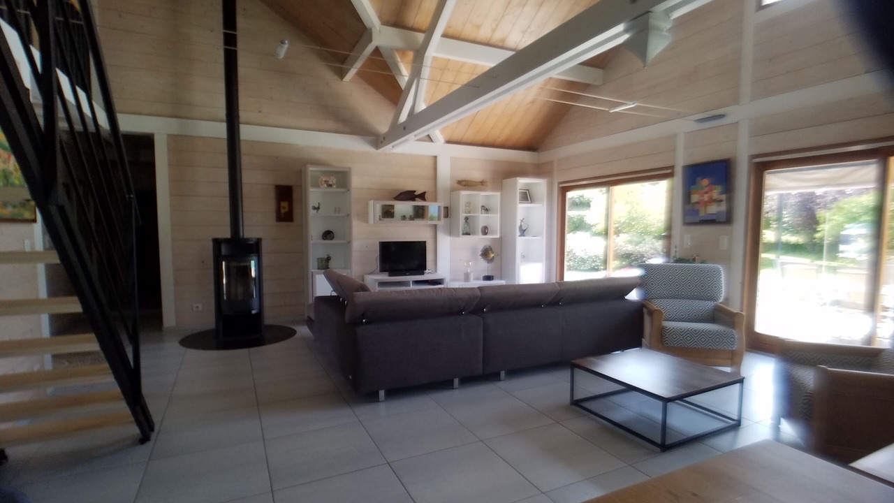 Photo of Livingroom in Chazey-Bons