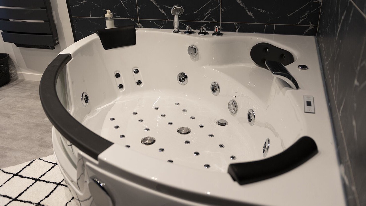 Photo of Bathroom in Cerdon