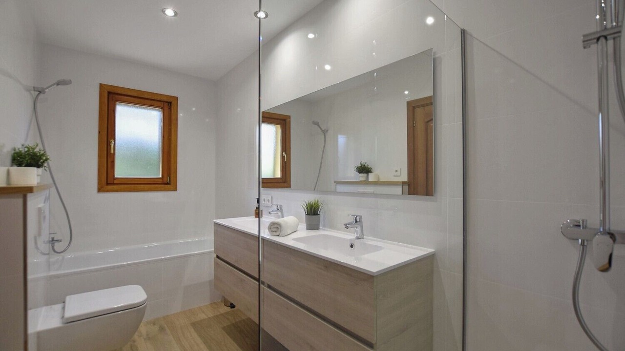 Photo of Bathroom in Crestatx
