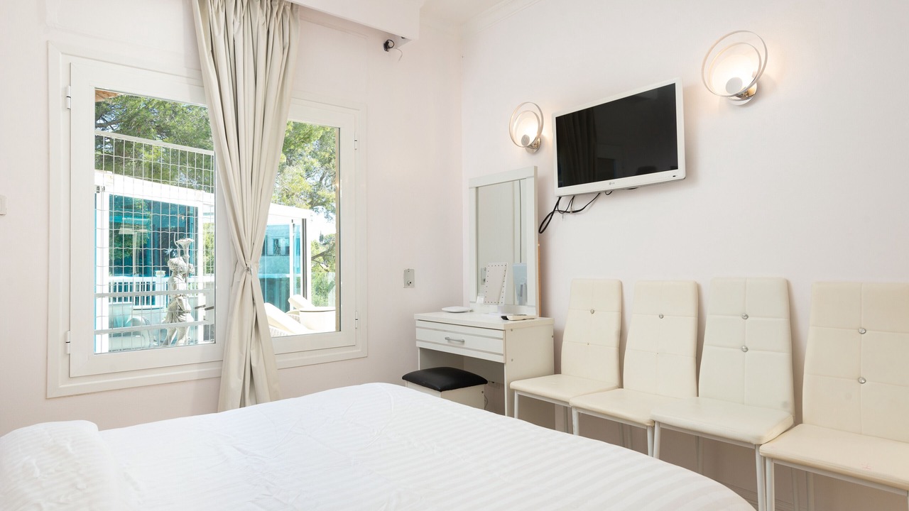 Photo of Bedroom in Portals Nous