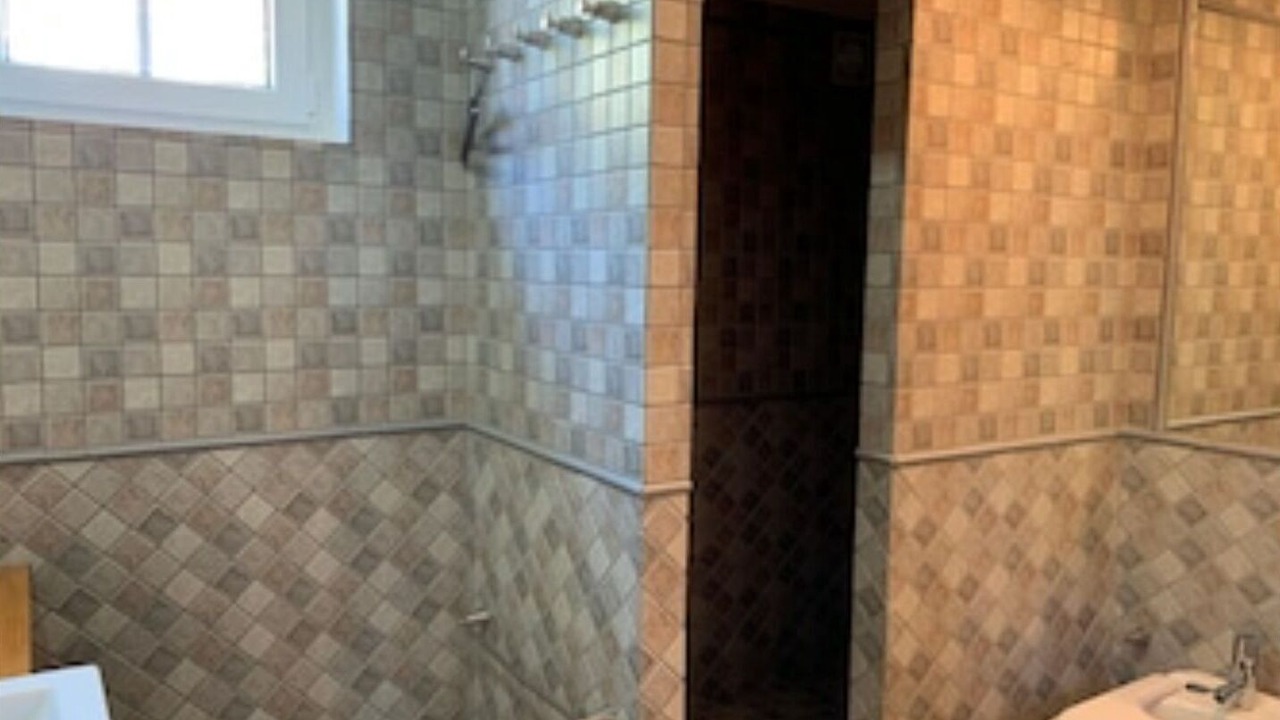 Photo of Bathroom in Saians