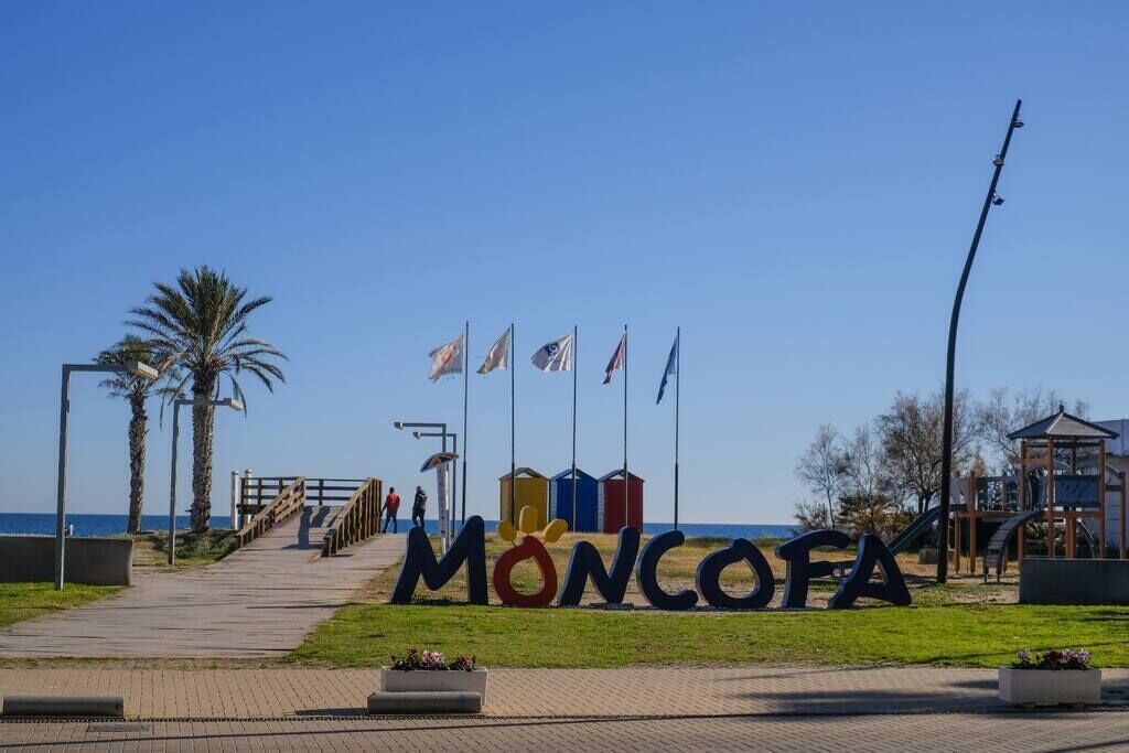 Photo of Others in Moncofar