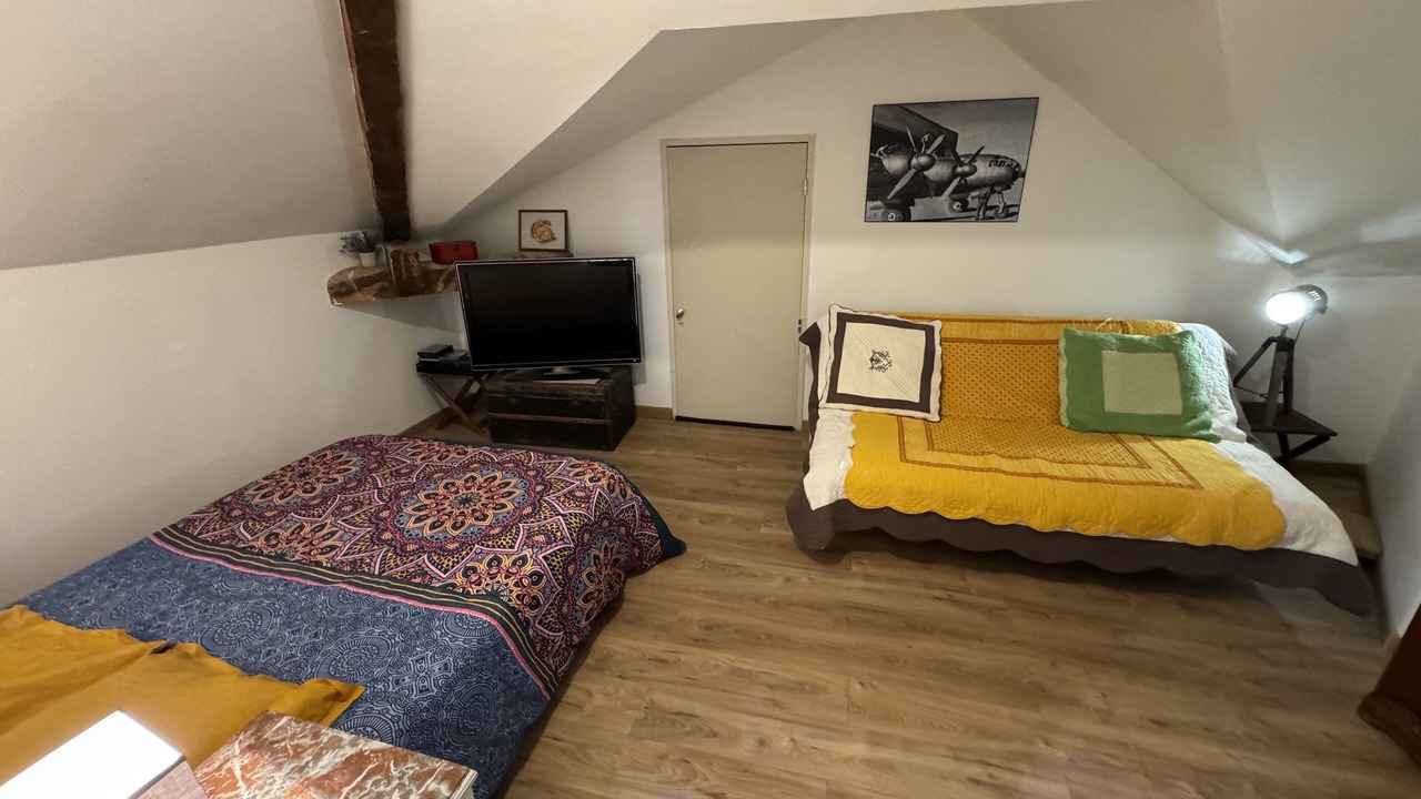 Photo of Bedroom in Orange