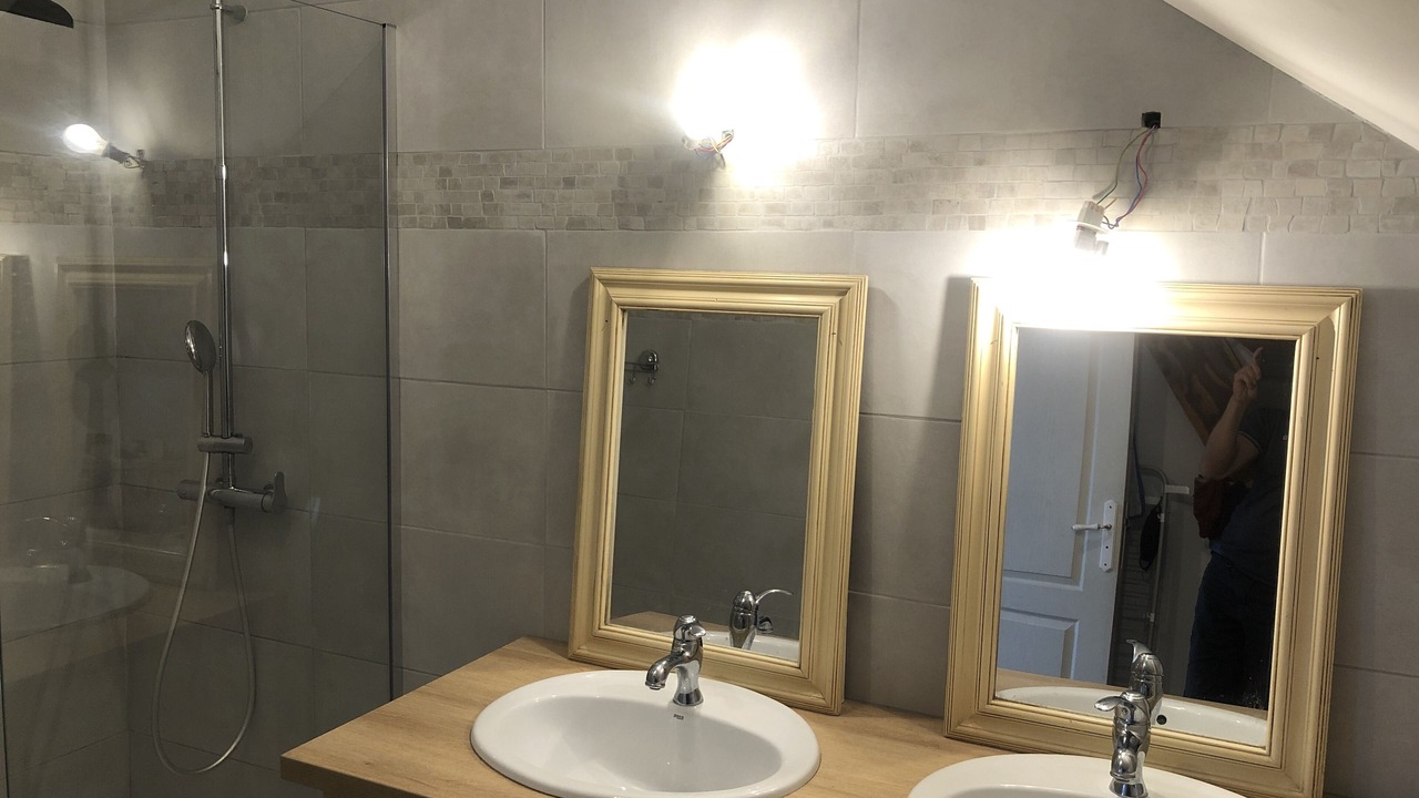Photo of Bathroom in Orange