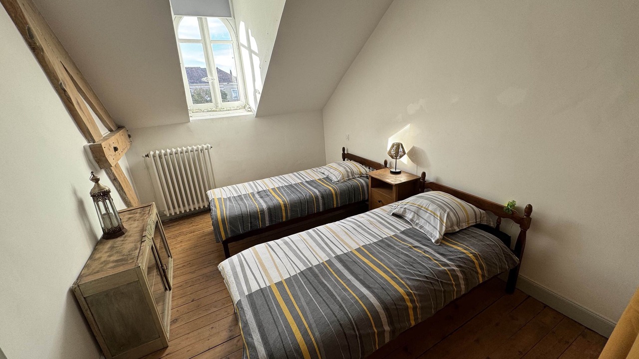 Photo of Bedroom in Orange