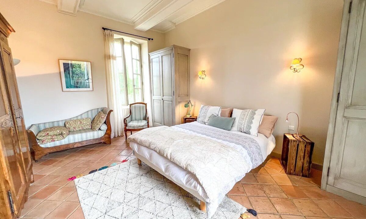 Photo of Bedroom in Collias