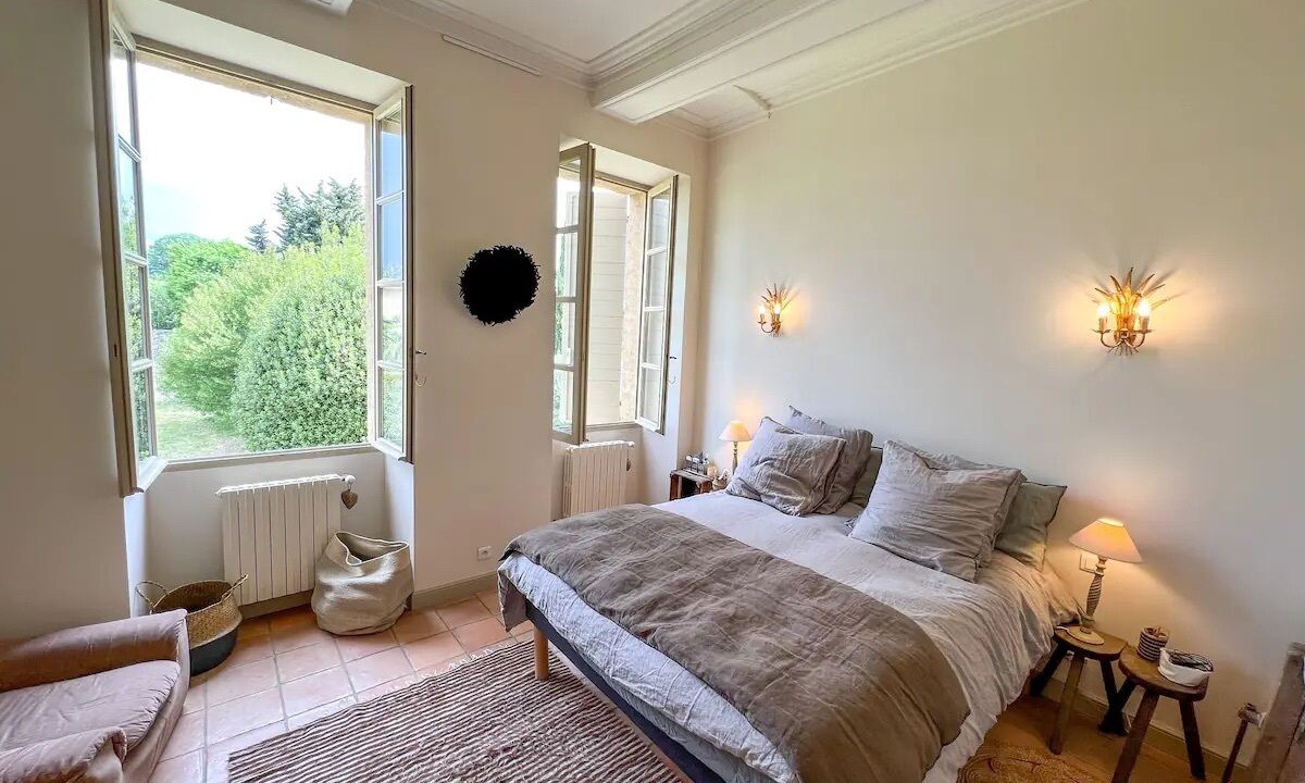 Photo of Bedroom in Collias