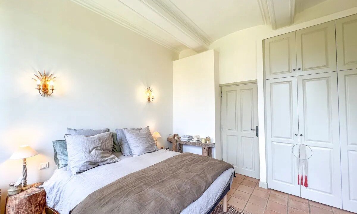 Photo of Bedroom in Collias