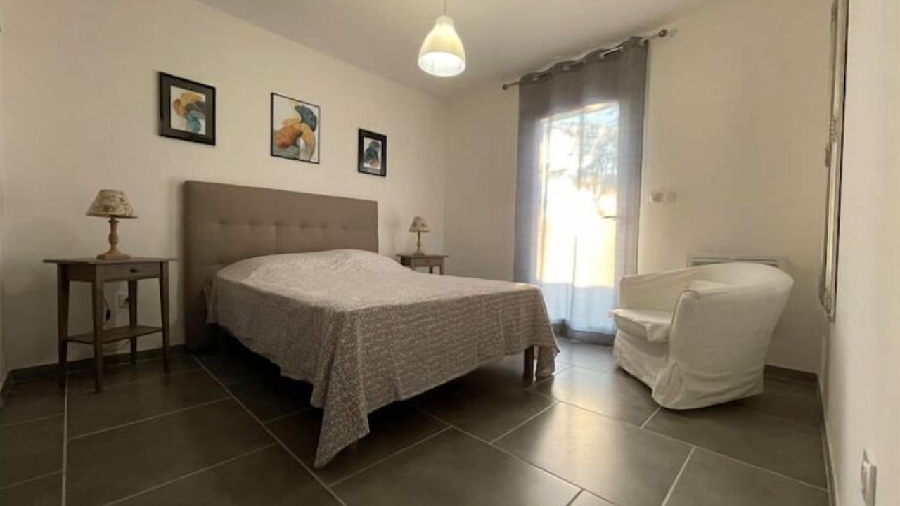Photo of Bedroom in Sorgues