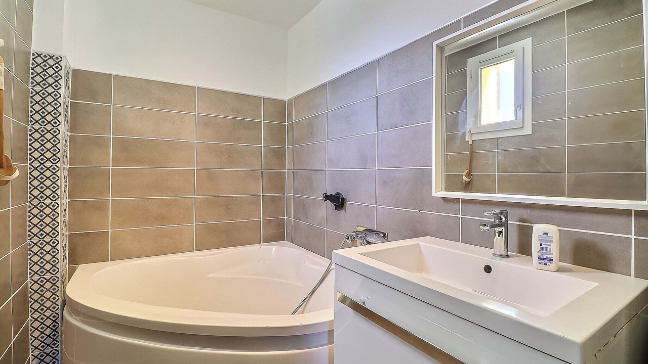 Photo of Bathroom in Bouillargues