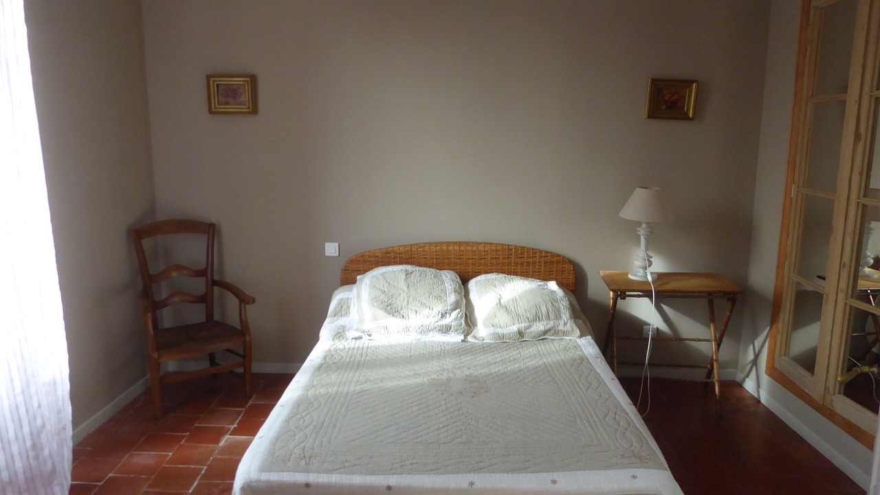 Photo of Bedroom in Roquefort-des-Corbieres