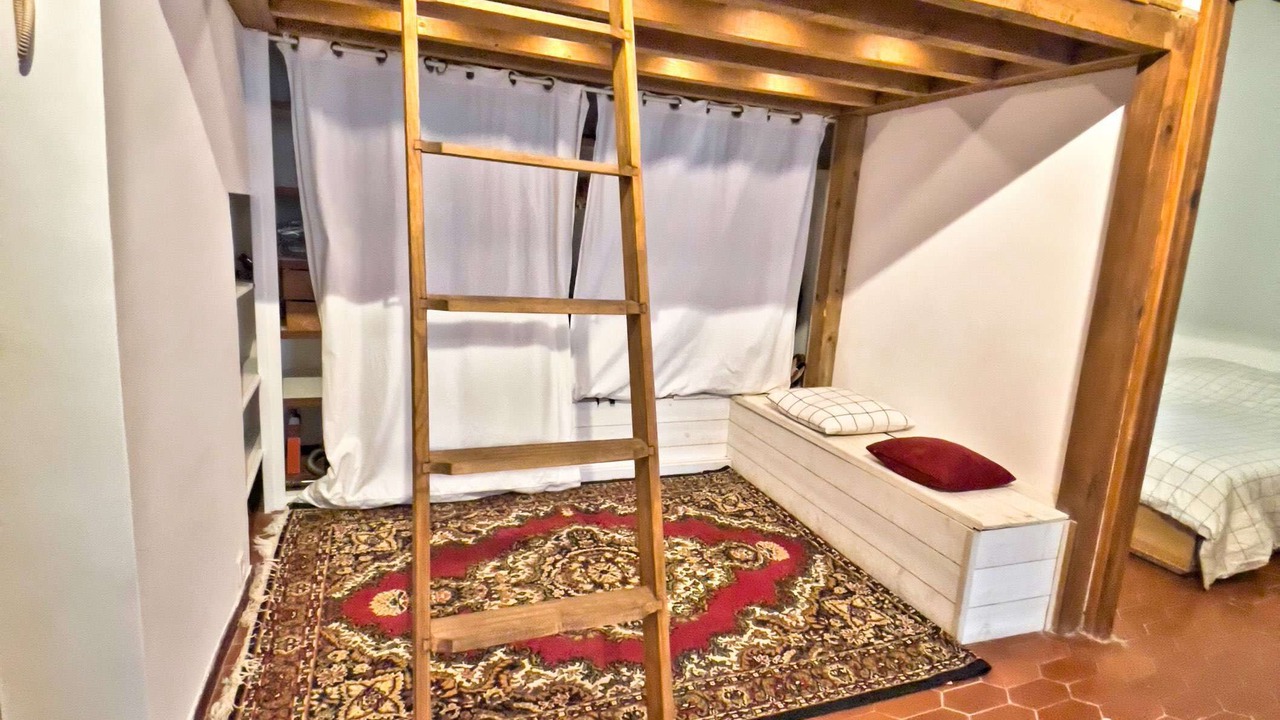 Photo of Bedroom in Palais de justice