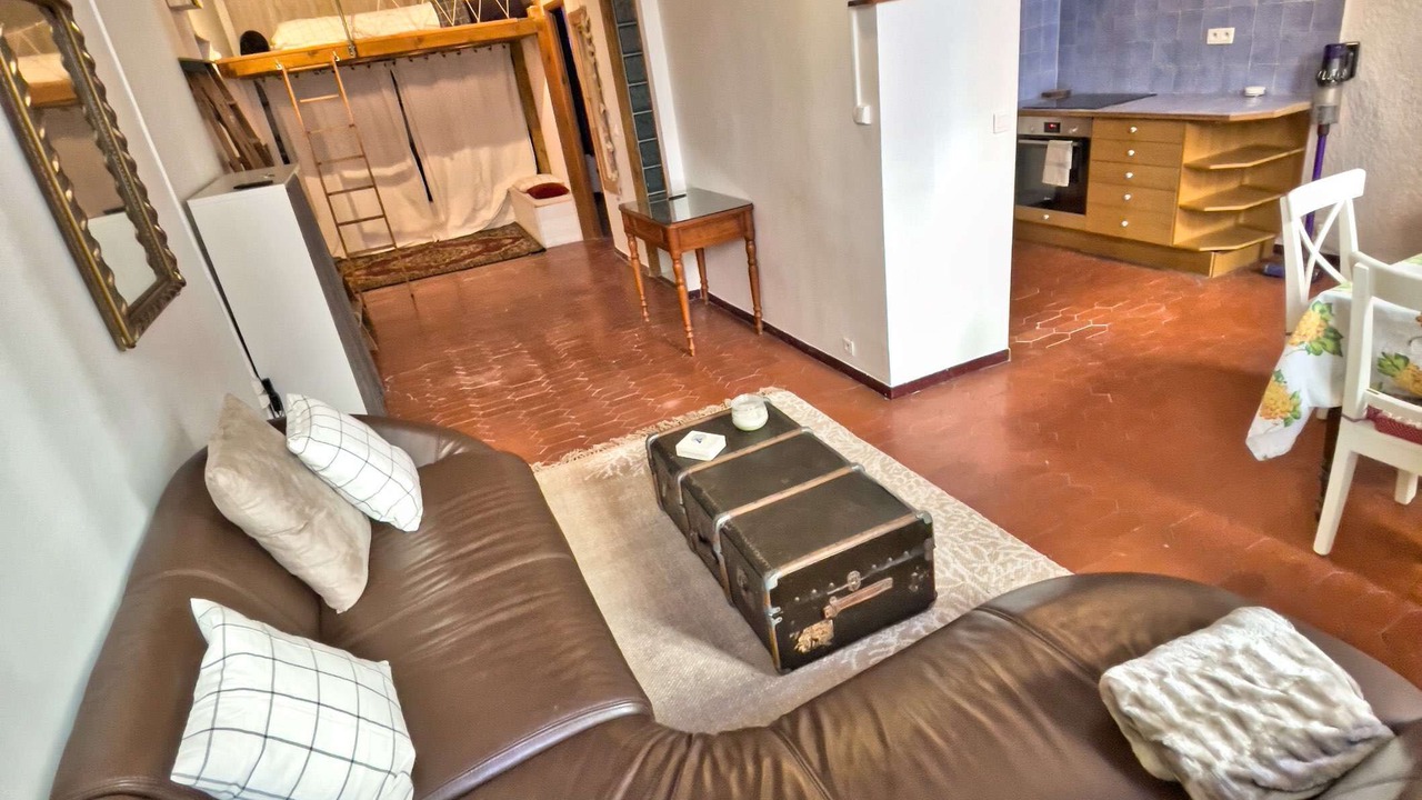 Photo of Livingroom in Palais de justice