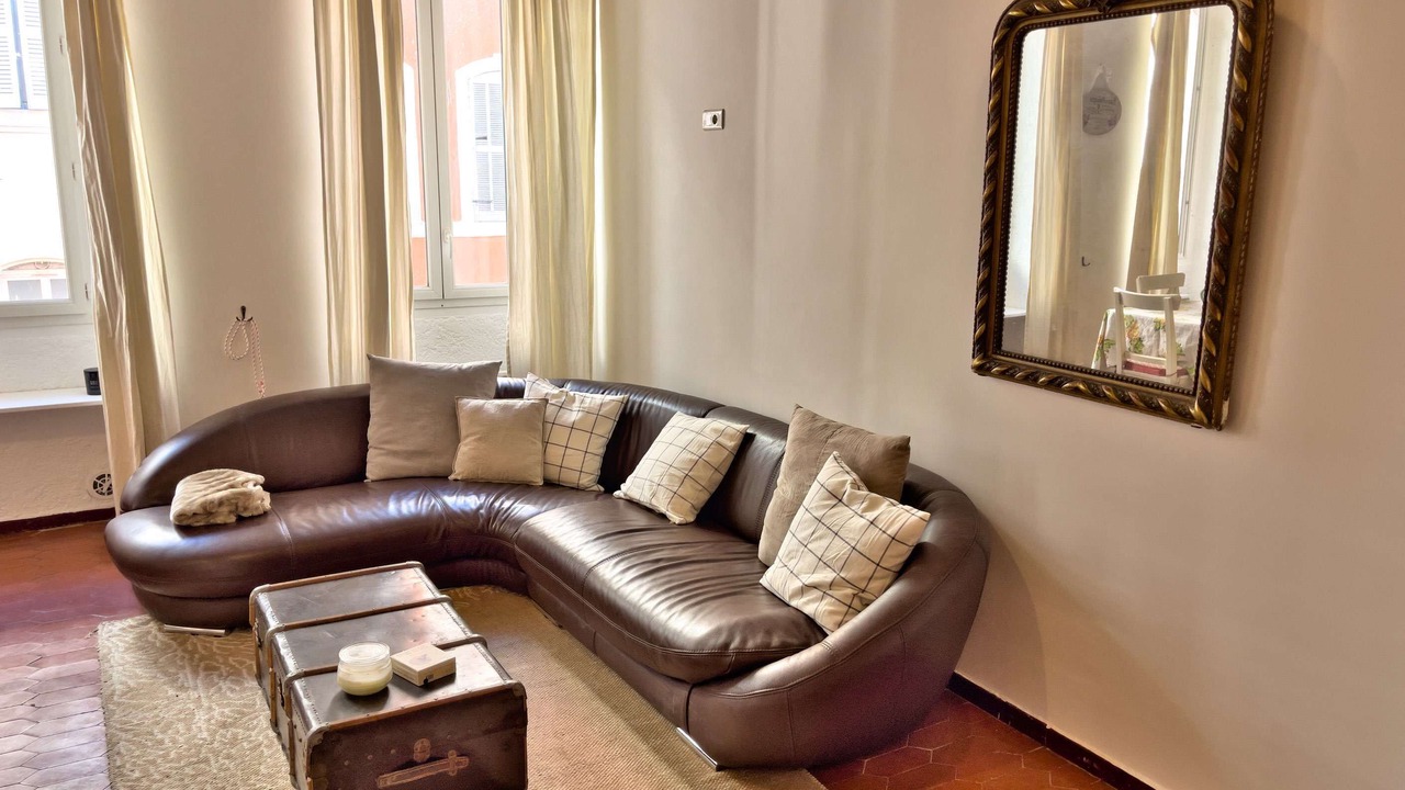 Photo of Livingroom in Palais de justice
