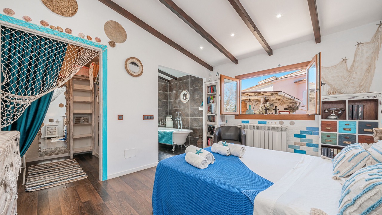 Photo of Bedroom in Badia Gran