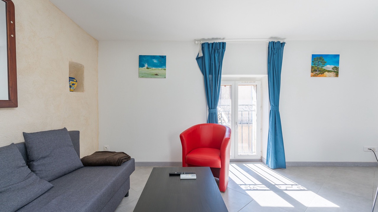 Photo of Livingroom in Charleval