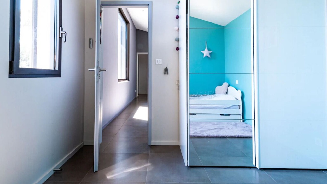 Photo of Bedroom in Suze-la-Rousse