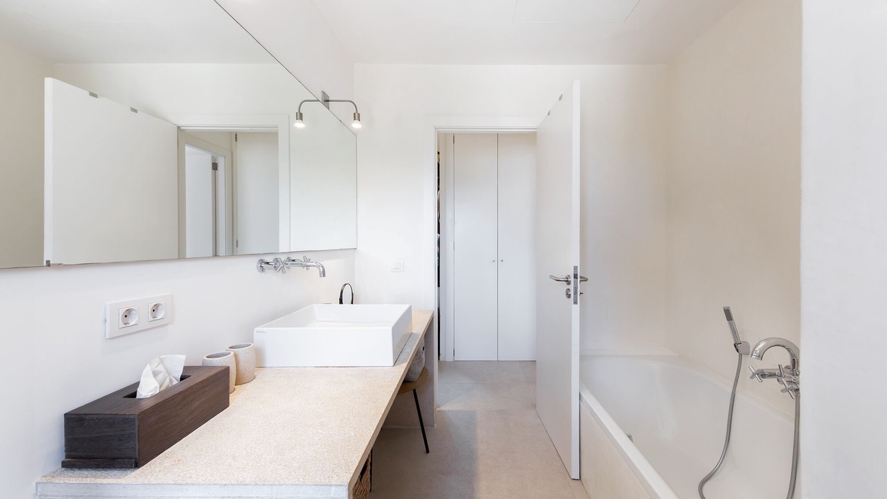 Photo of Bathroom in Soller