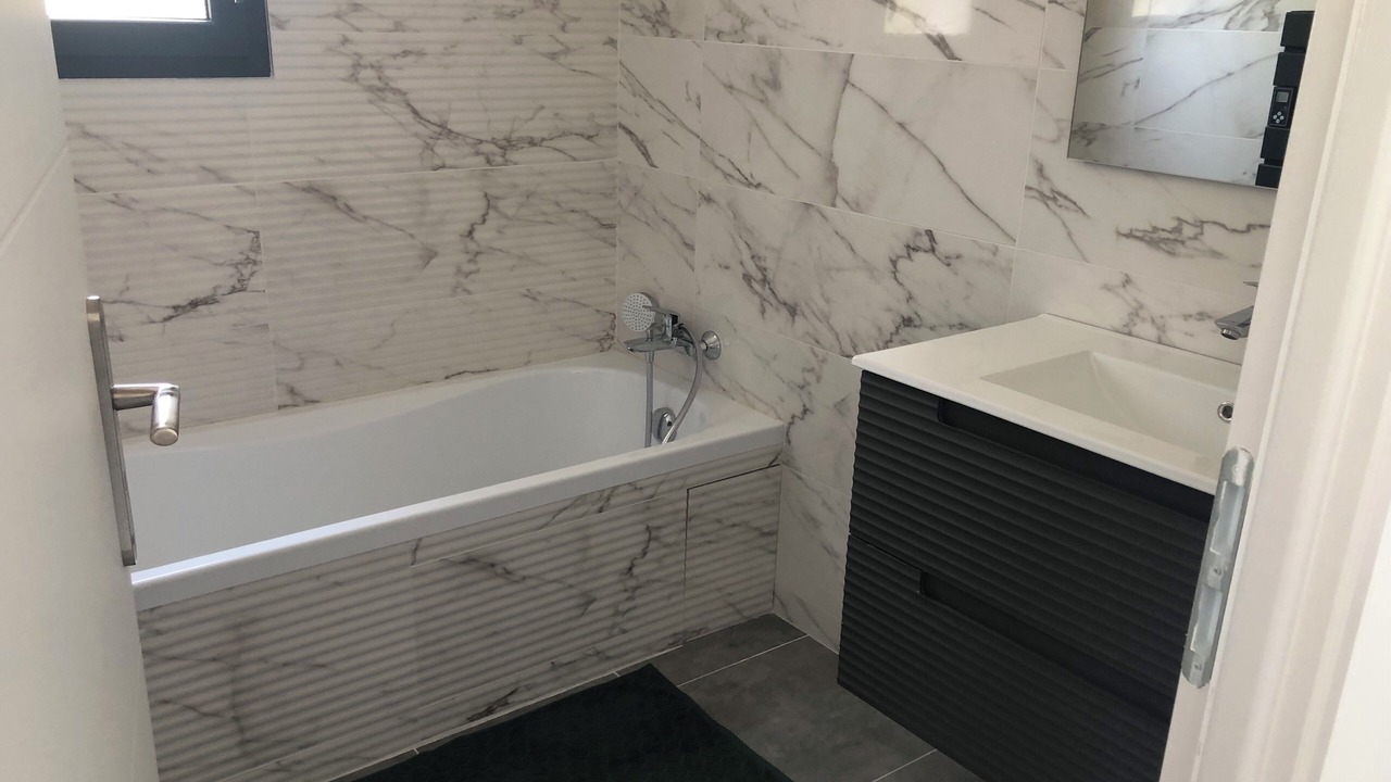 Photo of Bathroom in Garrigues