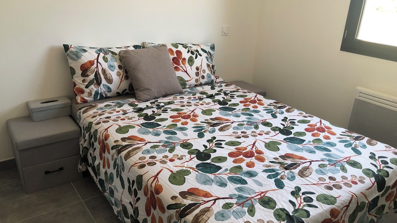 Photo of Bedroom in Garrigues