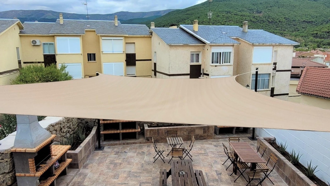 Photo of Outdoor in La Adrada