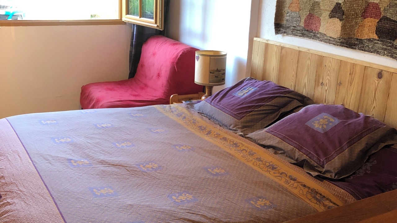 Photo of Bedroom in Onnion