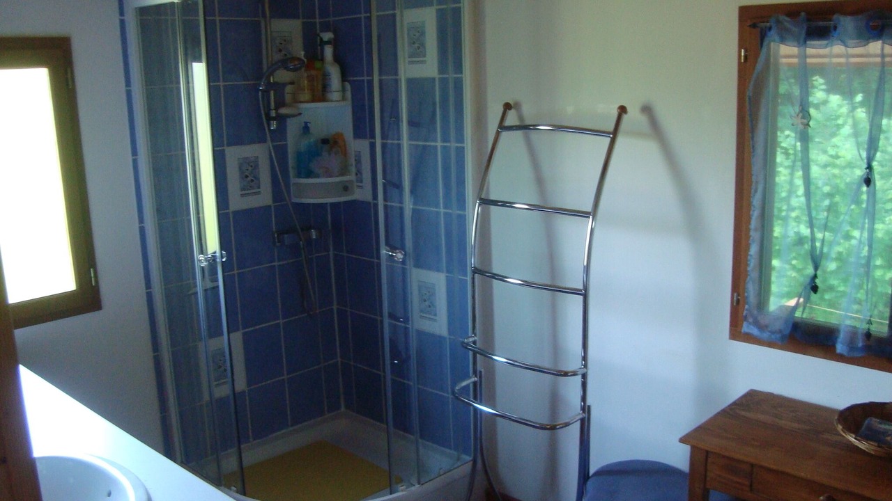 Photo of Bathroom in Onnion