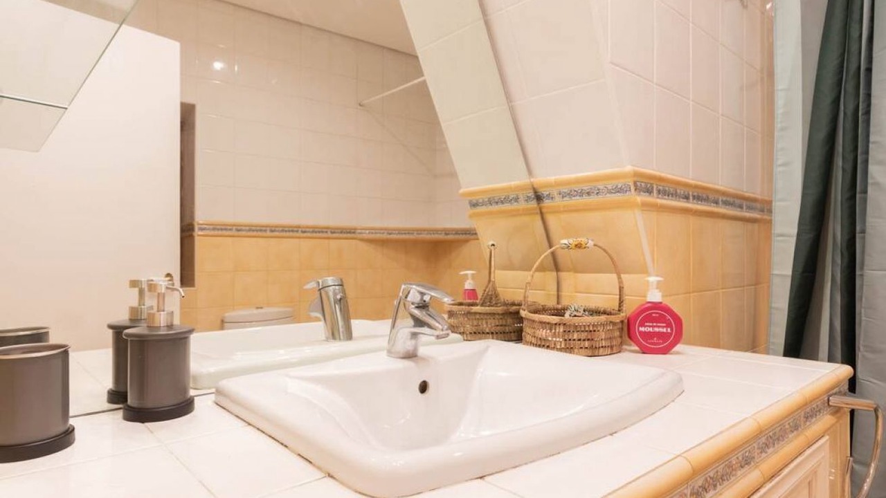 Photo of Bathroom in Bilbao Old Town