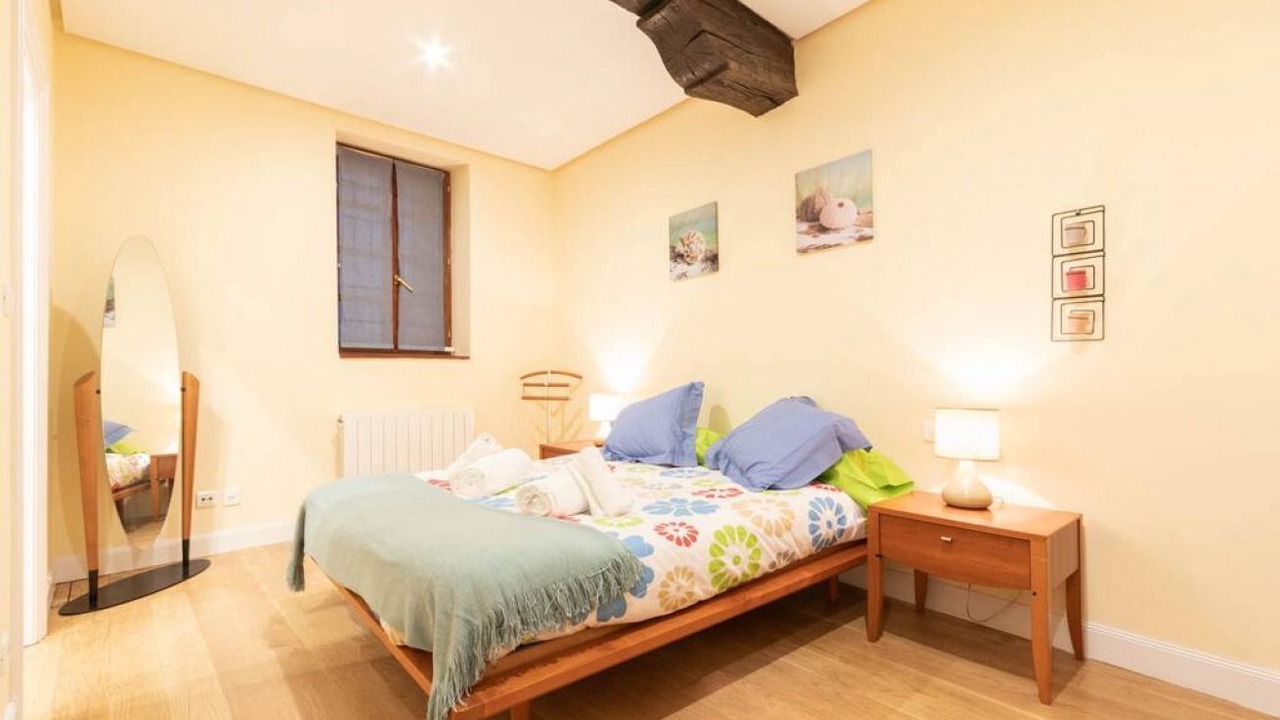 Photo of Bedroom in Bilbao Old Town