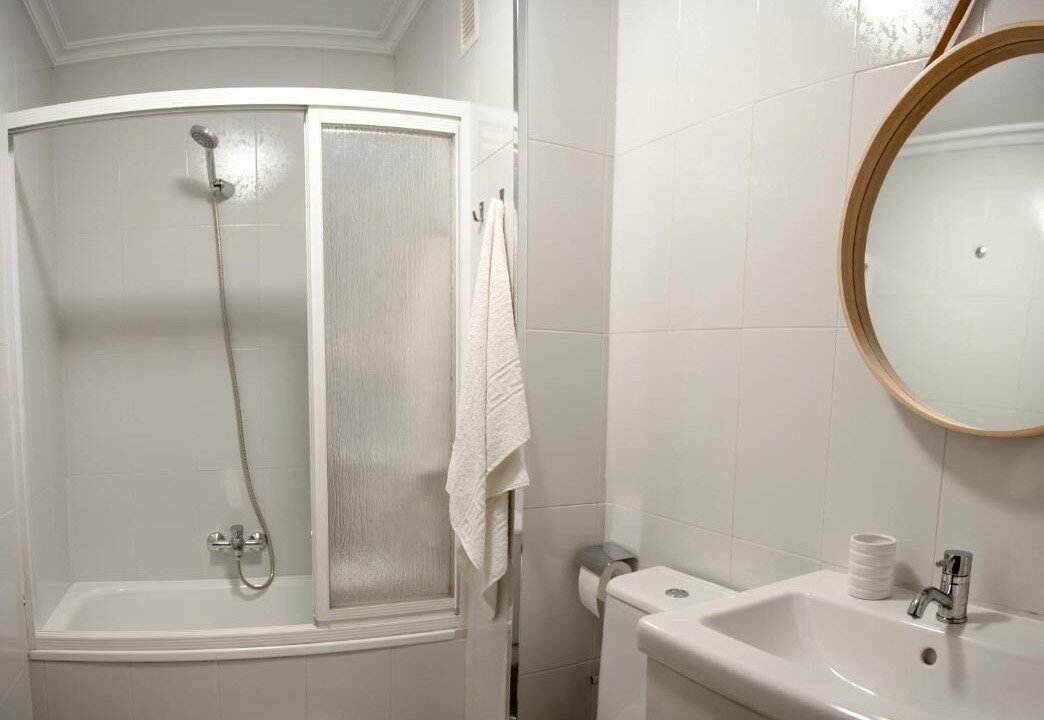 Photo of Bathroom in Chantada
