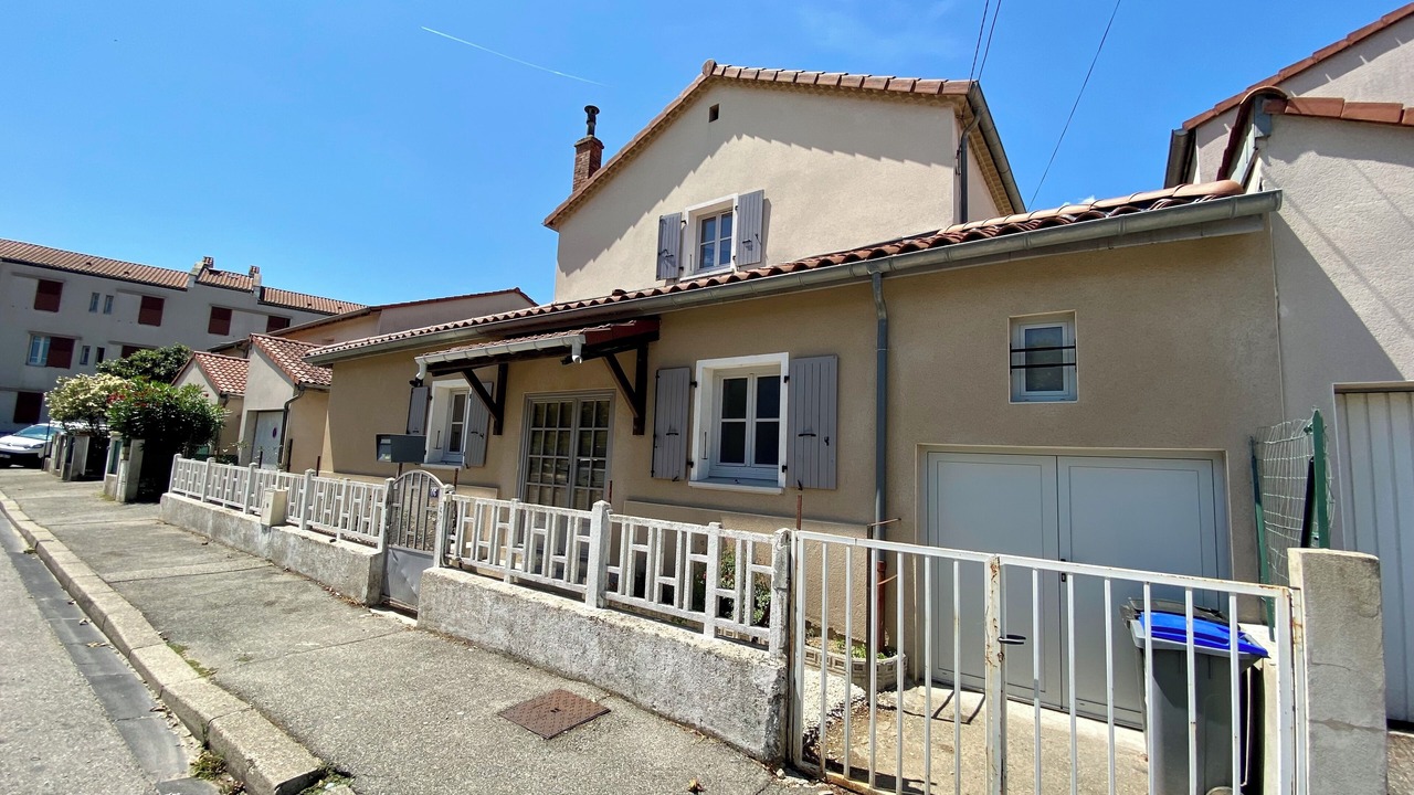 Photo of Outdoor in Valence