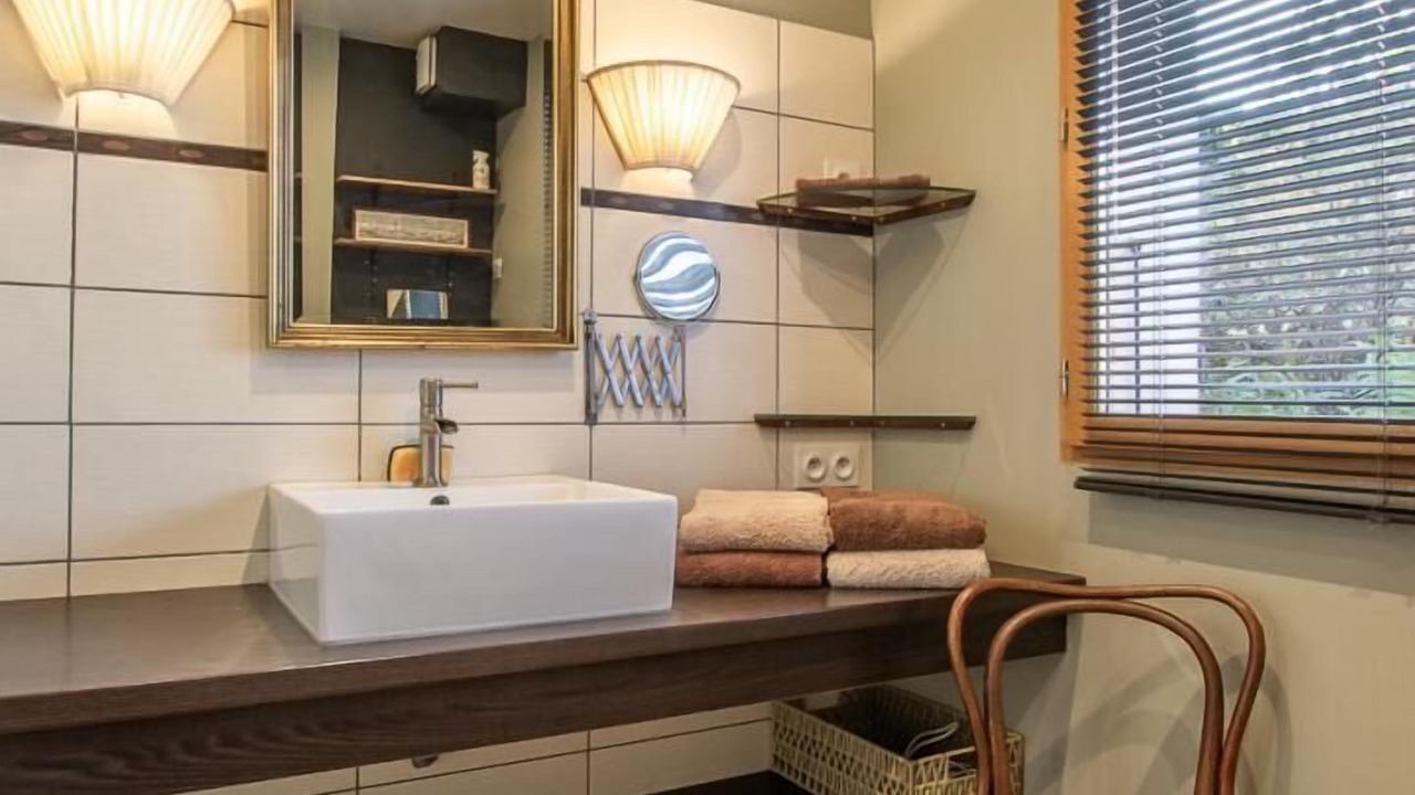 Photo of Bathroom in Notre-Dame-des-Millieres