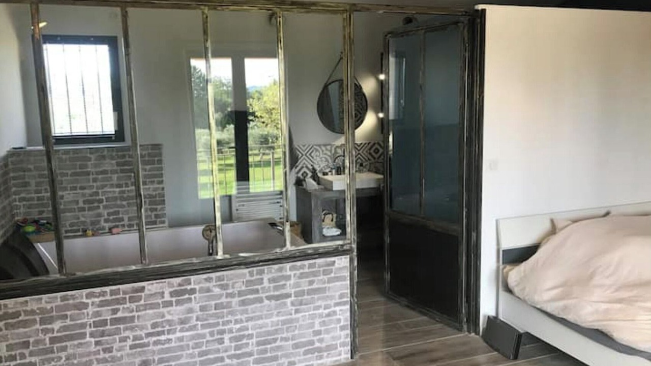 Photo of Bedroom in Eyragues