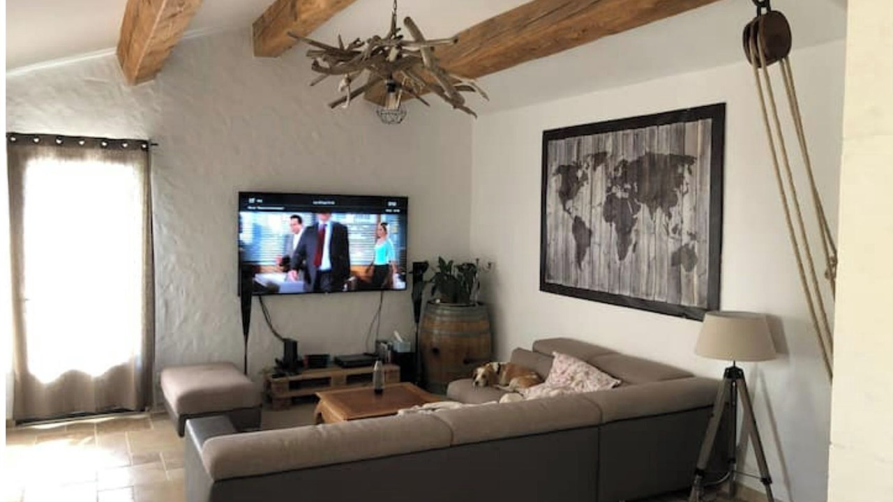 Photo of Livingroom in Eyragues