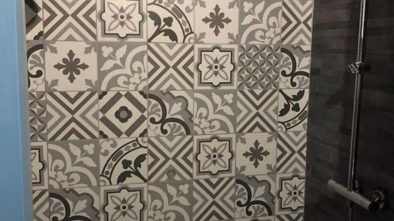 Photo of Bathroom in Eyragues